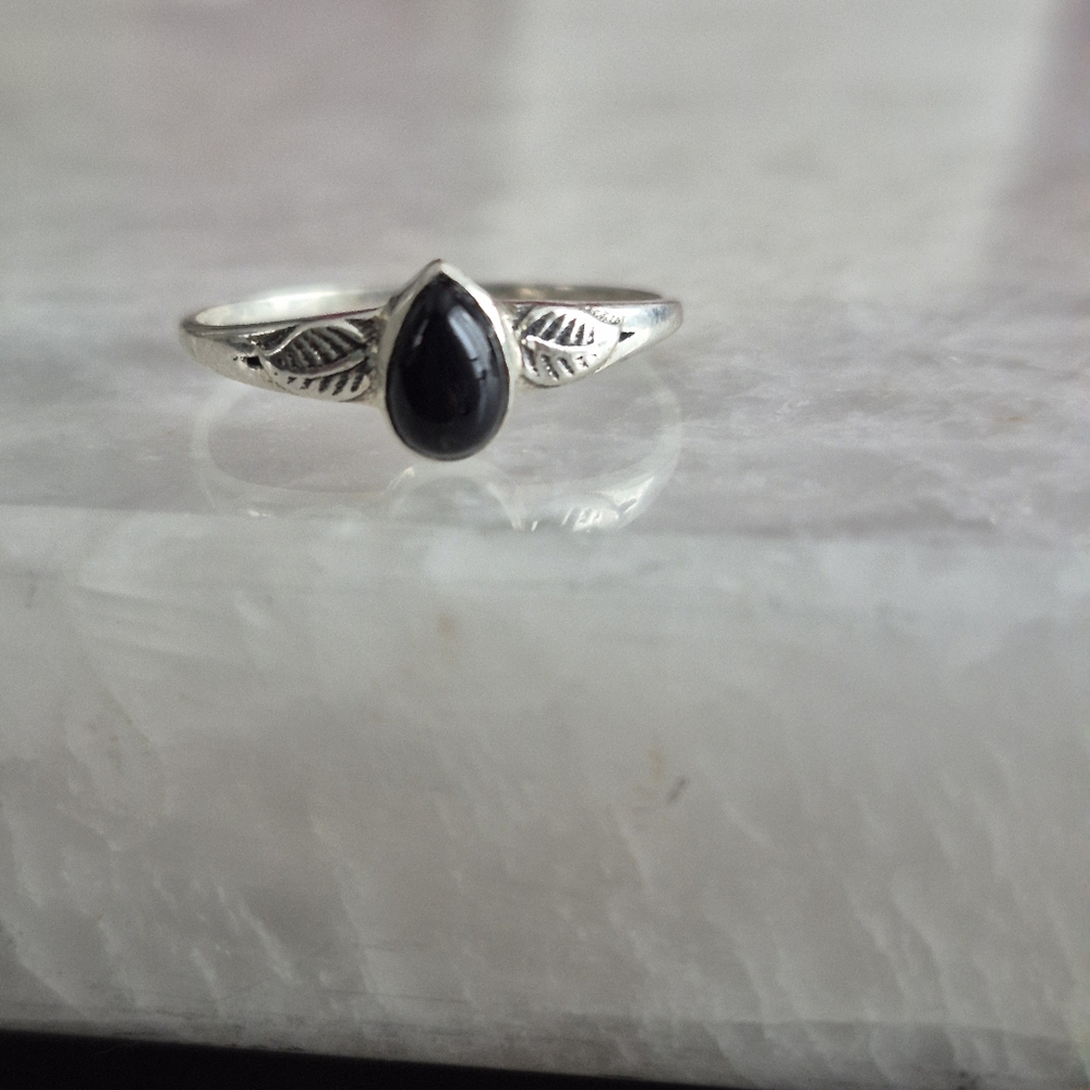 Silver Ring - Picture 5 of 5